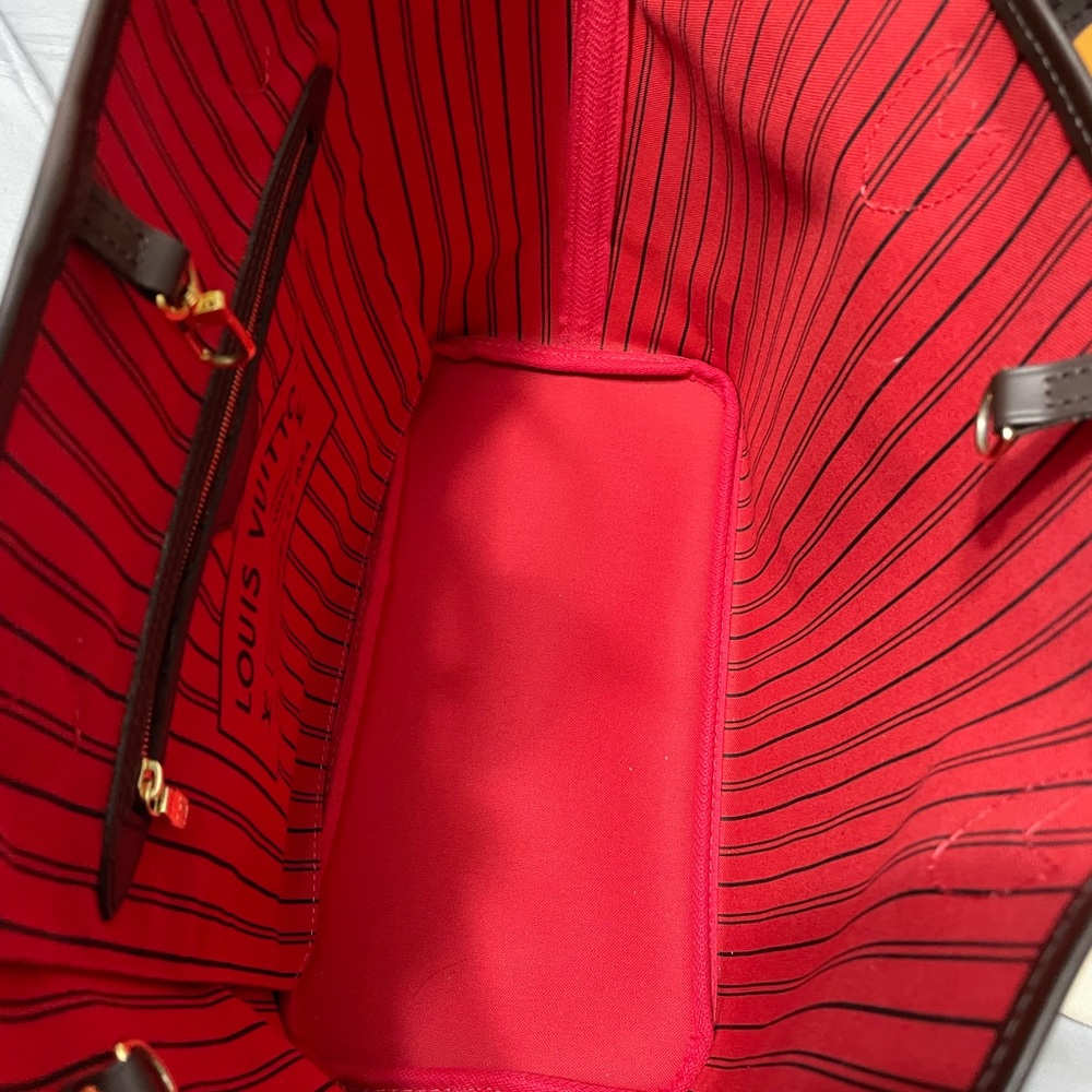 Louis Vuitton Neverfull MM Damier - Picture 7 of 12